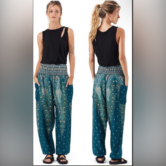 Women's Rayon Print Smocked Waist Boho Harem Yoga Pants pockets 2XL - Picture 1 of 9